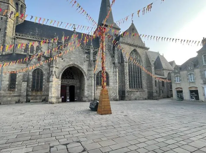 Joli Au Cœur Des Remparts De * Guérande