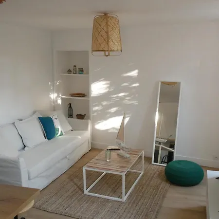 Joli Au Coeur Des Remparts De