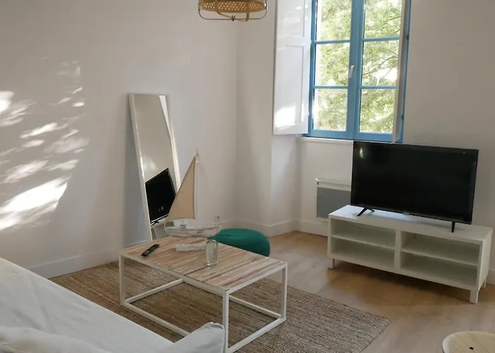 公寓 Joli Au Coeur Des Remparts De 盖朗德