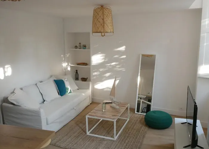 Joli Au Coeur Des Remparts De