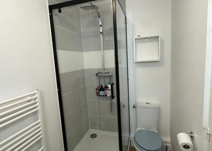 Joli Au Coeur Des Remparts De * 盖朗德